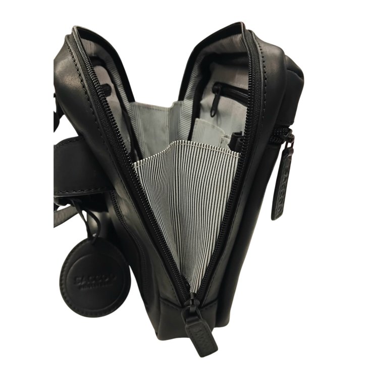 Saccoo VIRGEN Cross Bag black